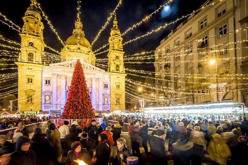 Penthouse Three Bedrooms, Three Balconies Apartment With Free Parking In Kiraly Street Budapest Exteriör bild